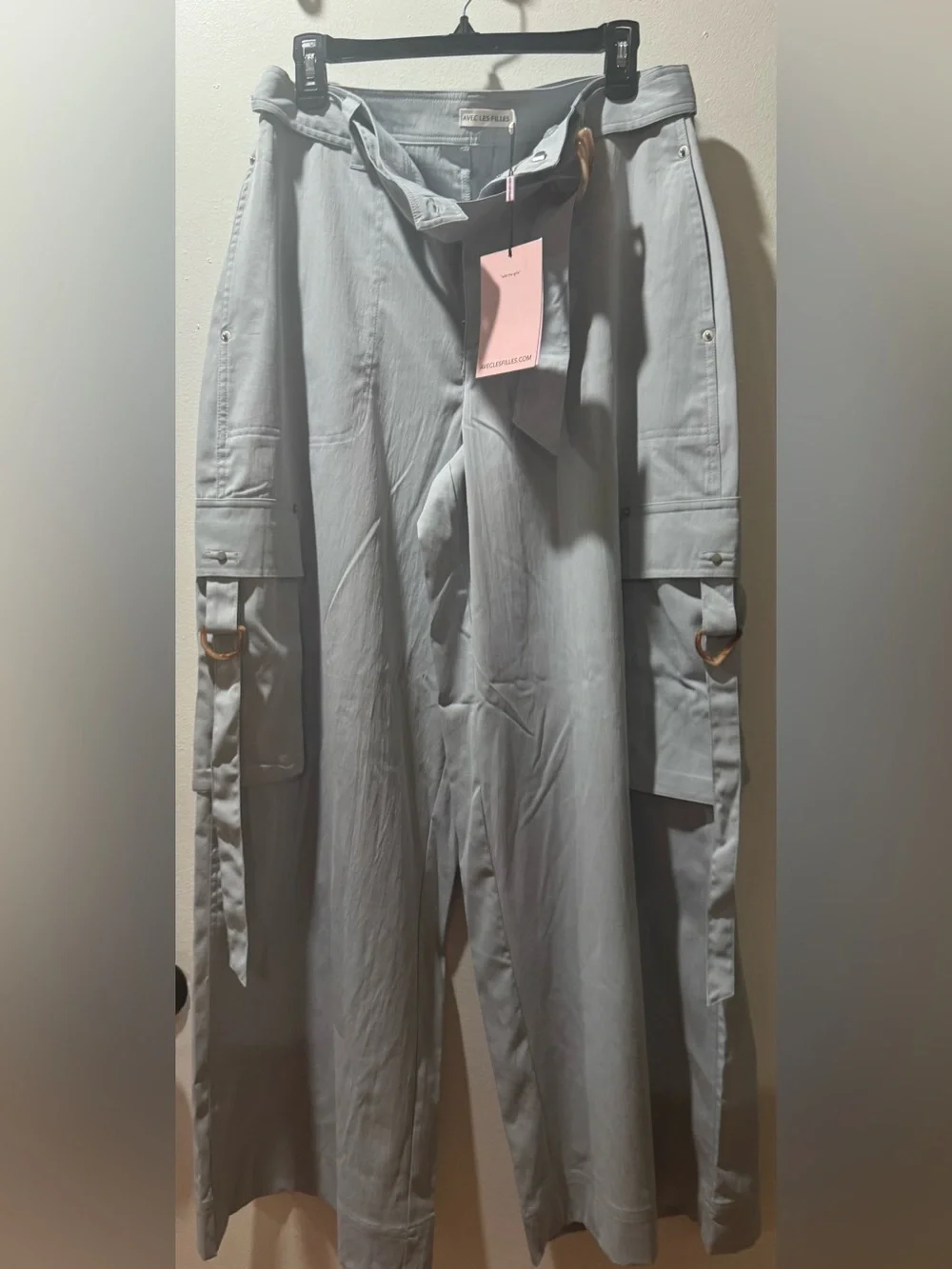 Avec Les Filled Wide-Leg Cargo Pants in light blue